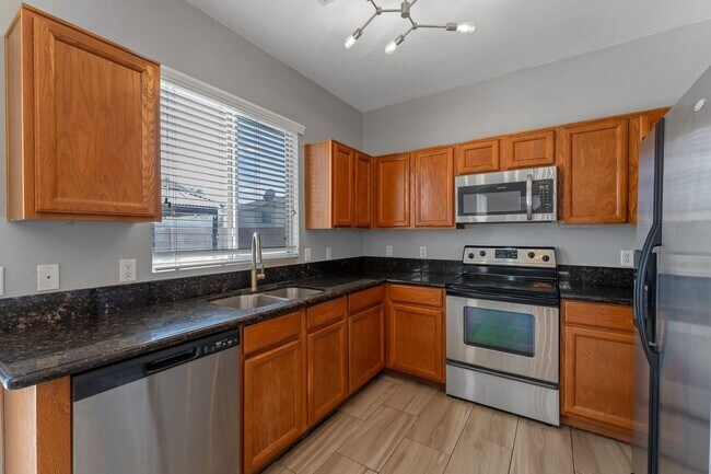 Building Photo - Charming 3BR House in Apache Junction