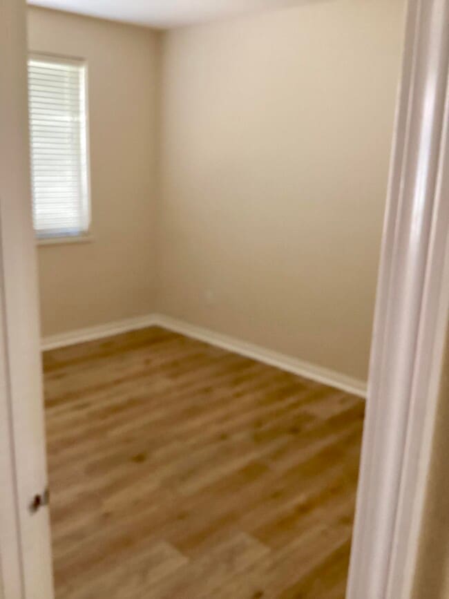 Building Photo - 41444 Via Arleta