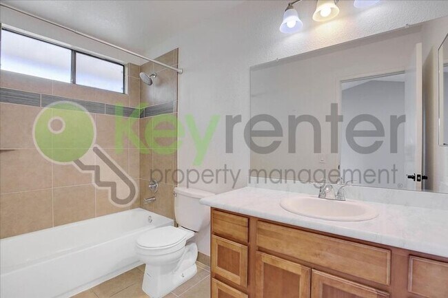 Building Photo - 3462 Bridgeford Dr