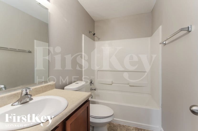 Building Photo - 8542 Sansa St