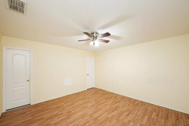 Building Photo - 4203 Marla Dr
