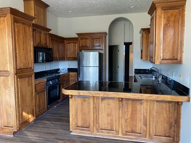 Building Photo - COMING SOON!!! GATED - STONE MEADOW SUBDIV...