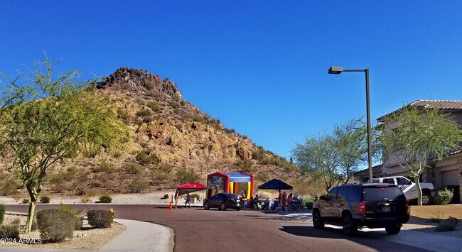 Building Photo - 9010 W Eagle Talon Dr