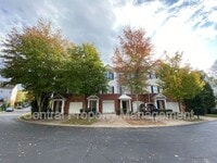 Building Photo - 17 Annacey Pl