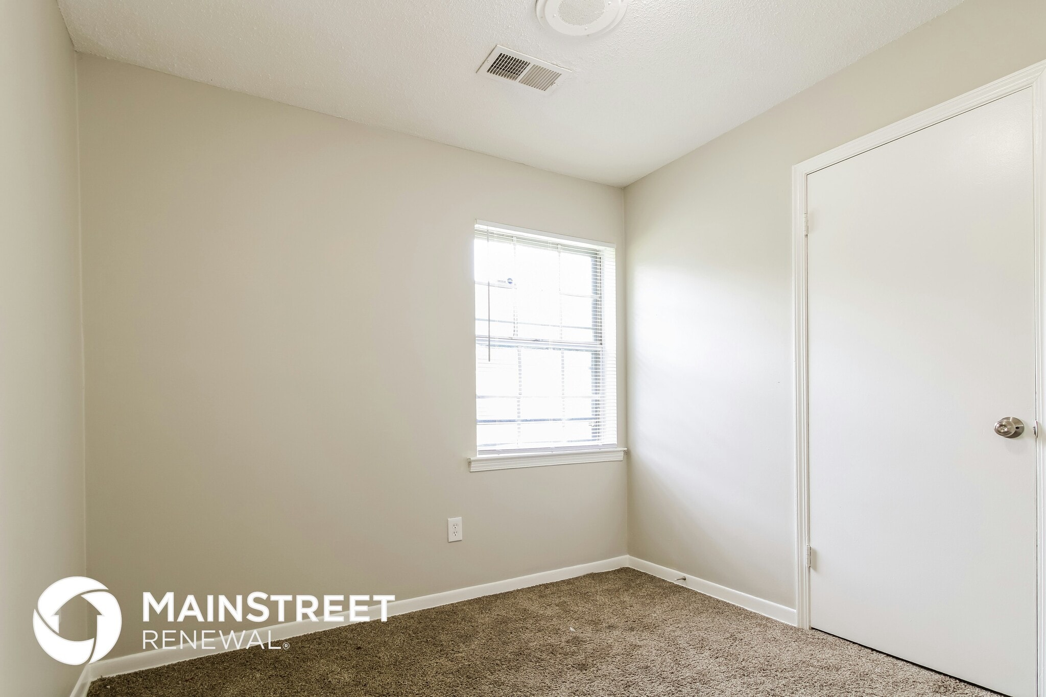 Building Photo - 8044 Jamesbrook Dr