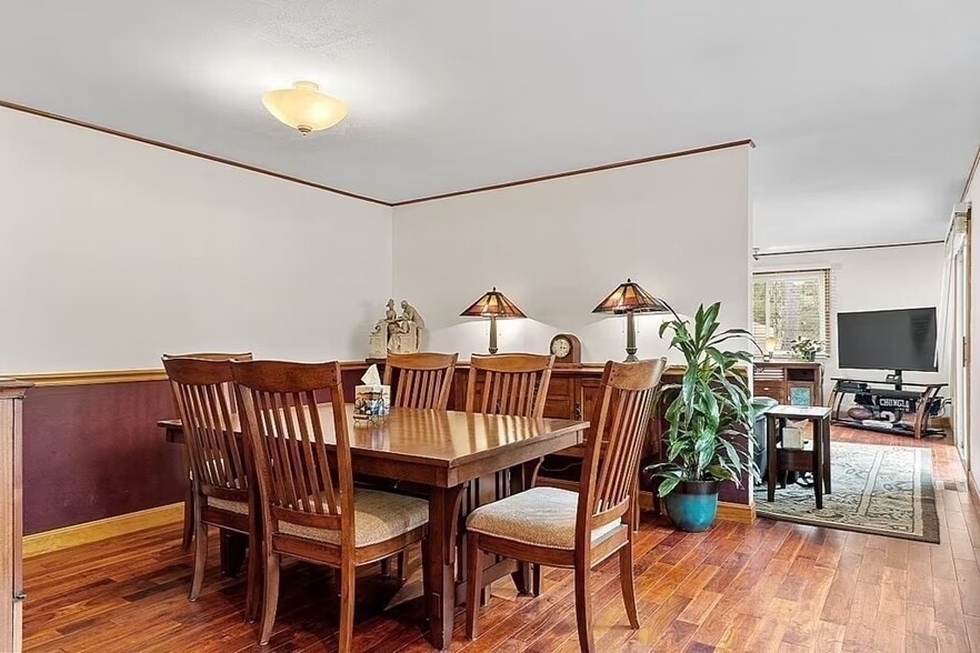 Building Photo - 68 E Bluff Rd