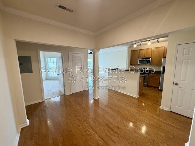 Building Photo - 1270 Strassner Dr