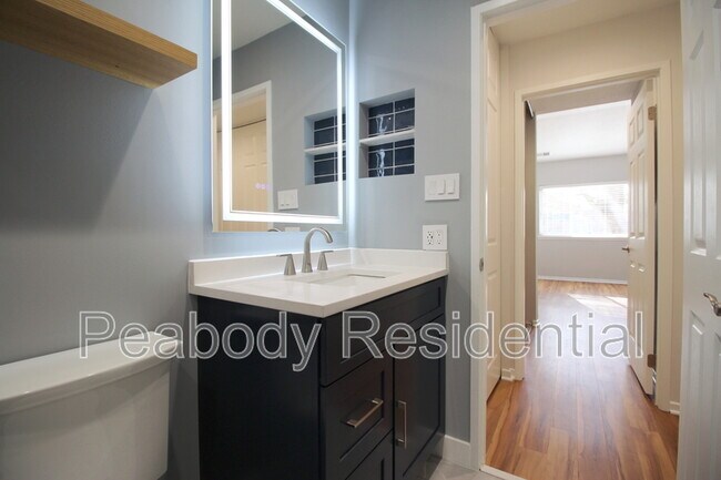 Building Photo - 1956 Villaridge Dr