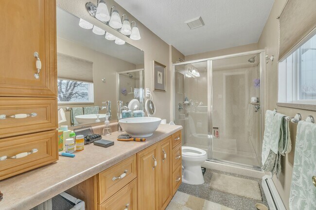 Building Photo - 10240 Potomac St