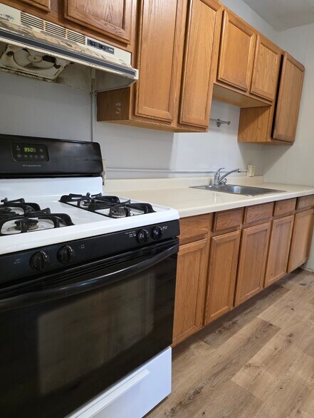 Kitchen - 53 W 9th St