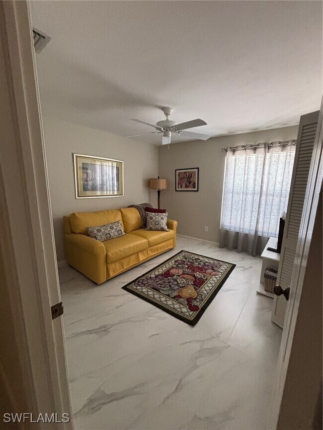 Building Photo - 6225 Bellerive Ave