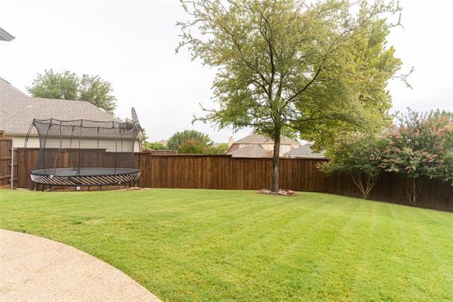 Building Photo - 10451 Enchanted Meadow Dr