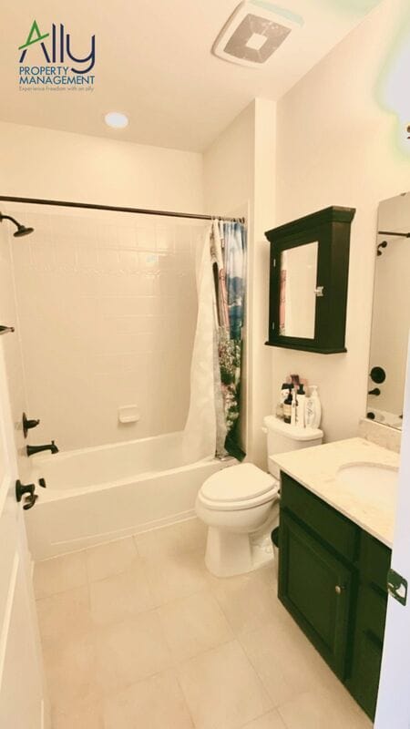 Building Photo - 2044 BethPage Ct
