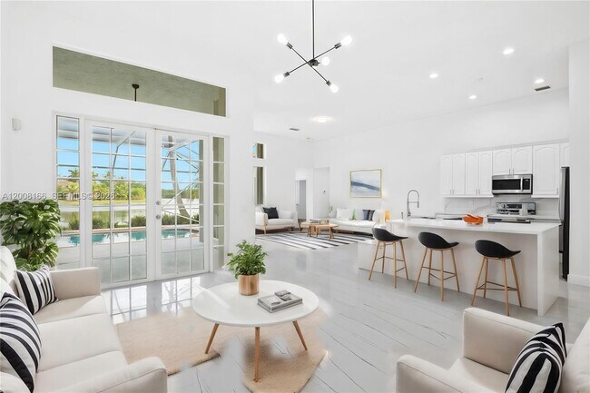 Building Photo - 646 Heritage Dr