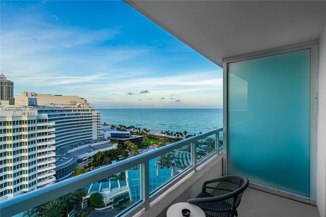 Building Photo - 4401 Collins Ave