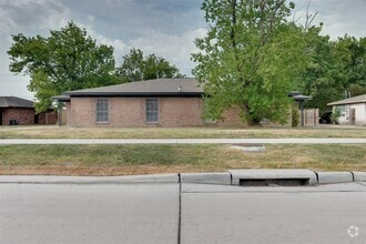 Building Photo - 2413 Woodgate St