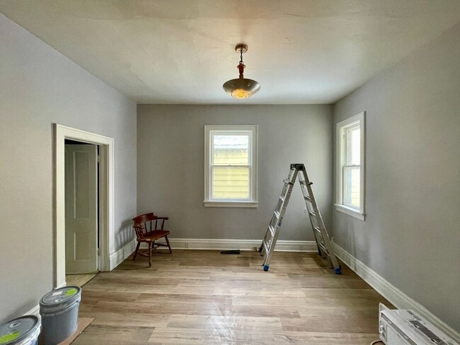 Building Photo - 2-Bedroom Home – Housing Choice Voucher Welcome