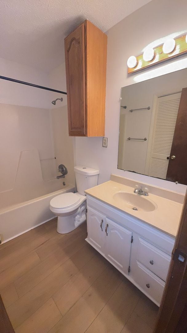 Building Photo - 806 S 11th St