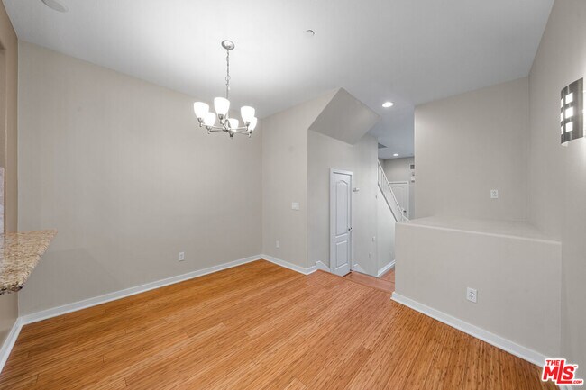 Building Photo - 5509 W 149th Pl