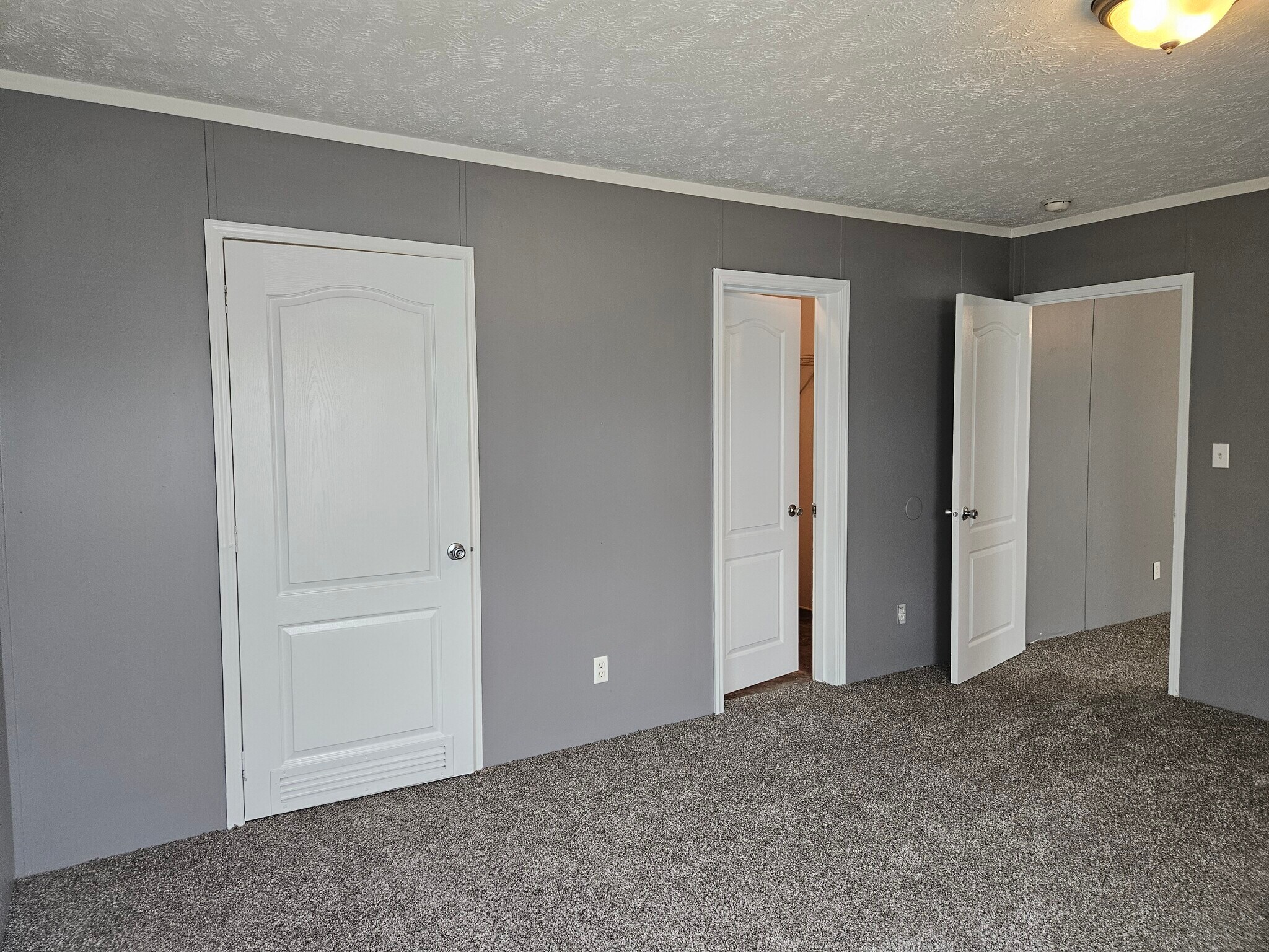 Building Photo - 94 Lynnwood Cir