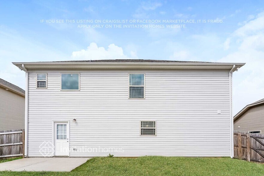 Building Photo - 1070 Berra Dr