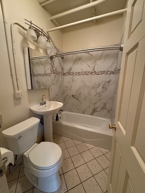 Building Photo - 1824 N Lincoln Park W