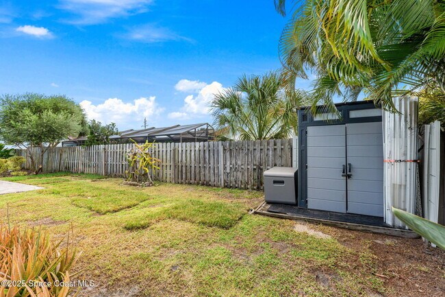 Building Photo - 509 W Amherst Cir