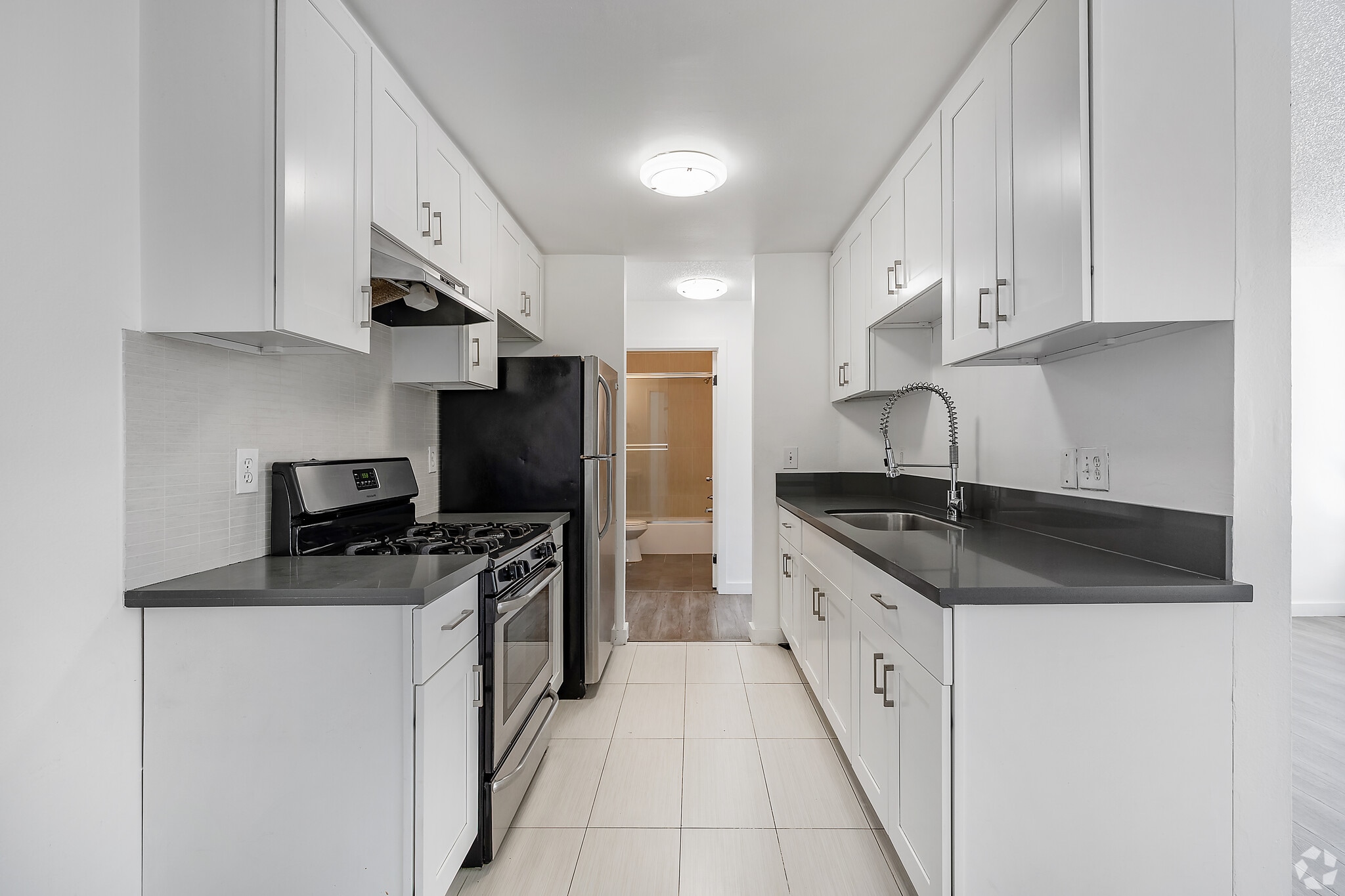 Building Photo - 5837 Virginia Ave