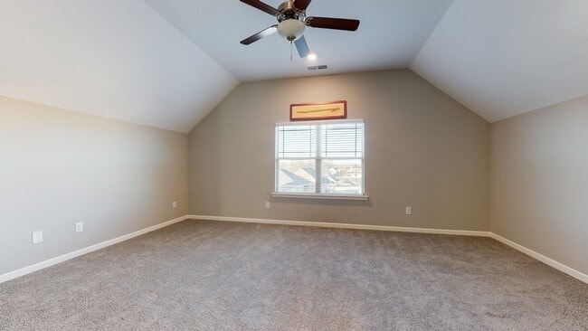 Building Photo - 317 Edgefield Ct