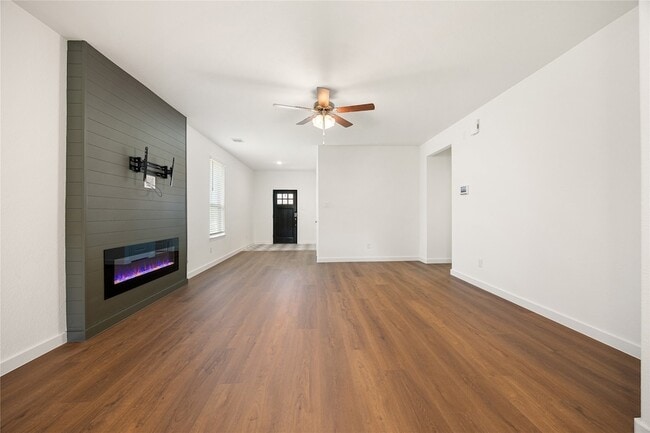 Building Photo - 31411 Horseshoe Meadow Bend Ln