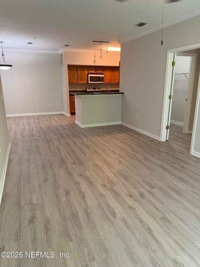Building Photo - 8235 Lobster Bay Ct