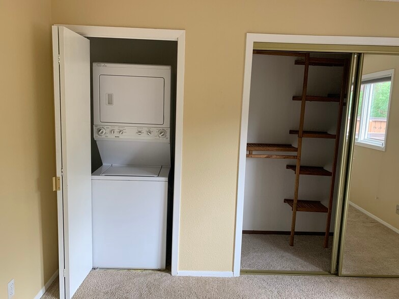 Stack Washer Dryer - 4806 Mills Dr