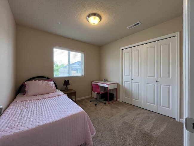 Building Photo - Stunning 4 Bedroom + Loft Bethany Home with Open Layout, Stainless Steel Kitchen, Two Car Garage ...
