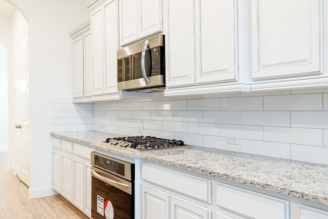 Building Photo - 1403 Woodson Rdg Ln