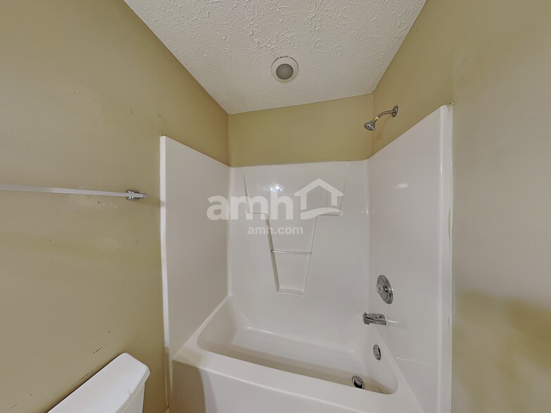 Building Photo - 6907 Havenwood Dr