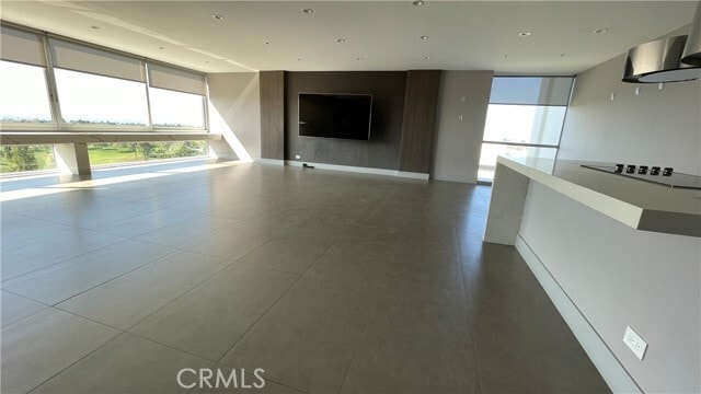 Building Photo - 2220 Avenue of the Stars