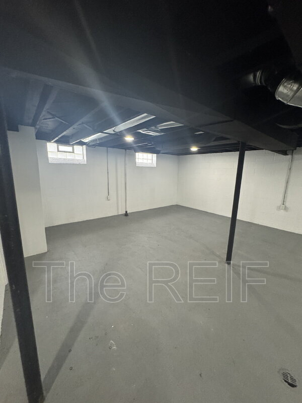 Building Photo - 11741 Penrod St
