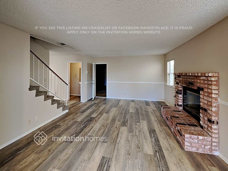 Building Photo - 7008 English Mist Cir