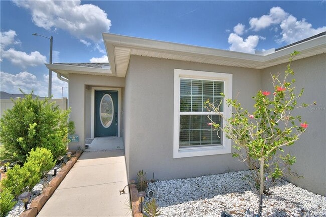 Building Photo - 605 Vittorio Dr
