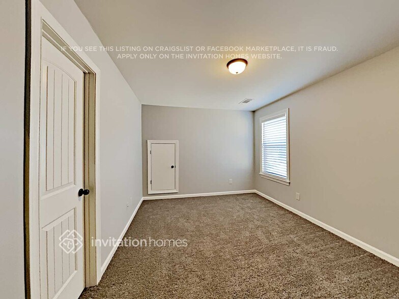 Building Photo - 829 Joy Dr