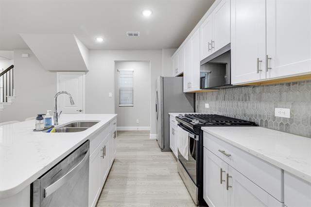 Building Photo - 2724 Big Bend Mews