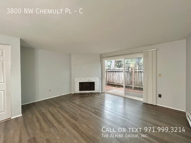 Building Photo - 3800 NW Chemult Pl