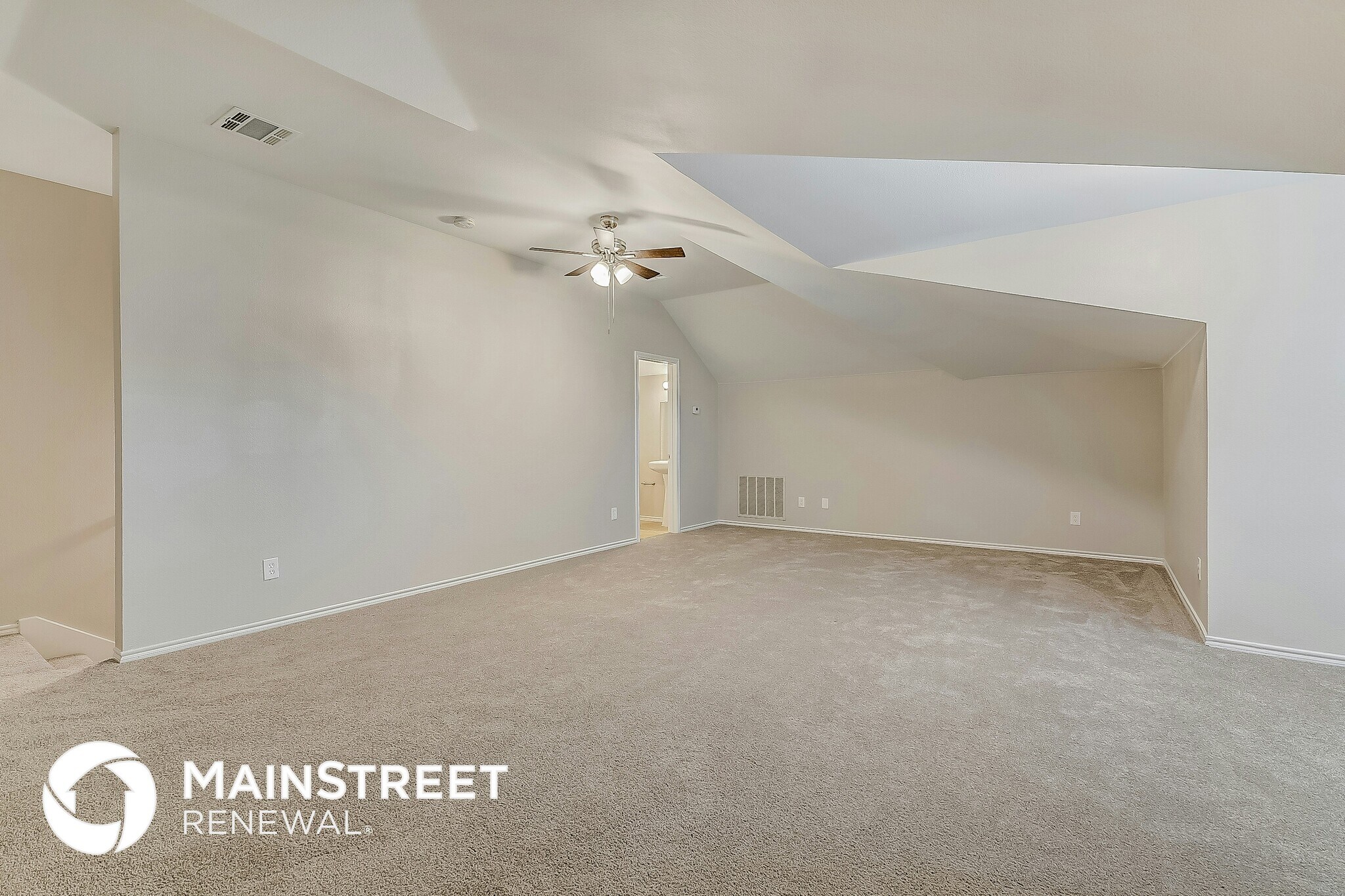 Building Photo - 6410 Peach Tree Ct