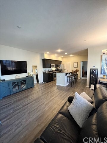 Building Photo - 16081 Gables Loop