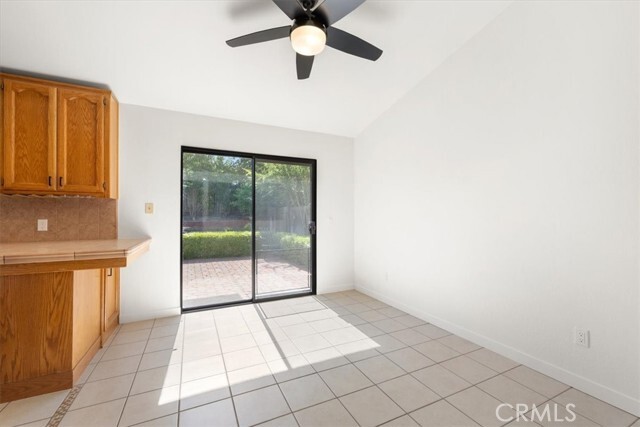 Building Photo - 836 Casals Dr