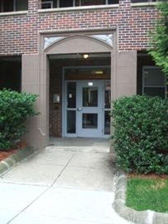 Primary Photo - 45 Ashford St