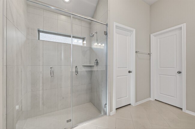 Building Photo - 8619 Gleaming Vlg Wy