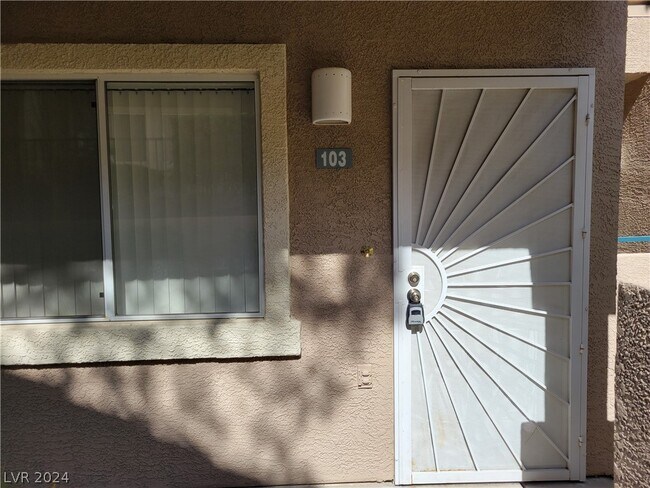 Primary Photo - 2053 Jade Creek St
