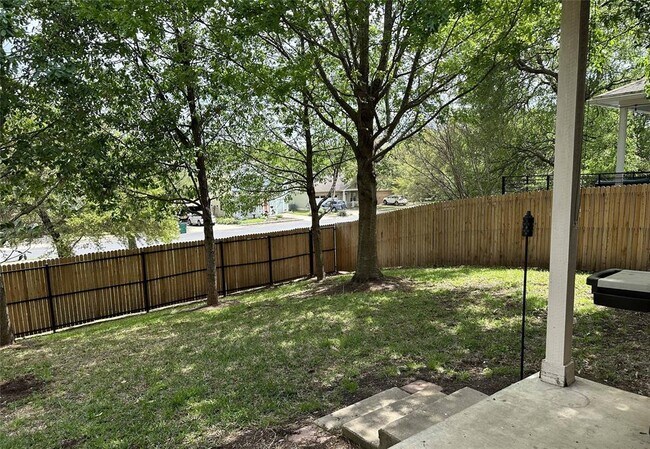 Building Photo - 10214 Maydelle Dr