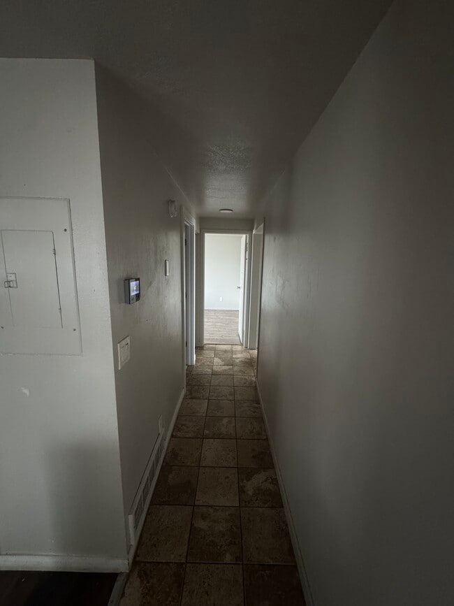 Building Photo - 54 W 300 S St